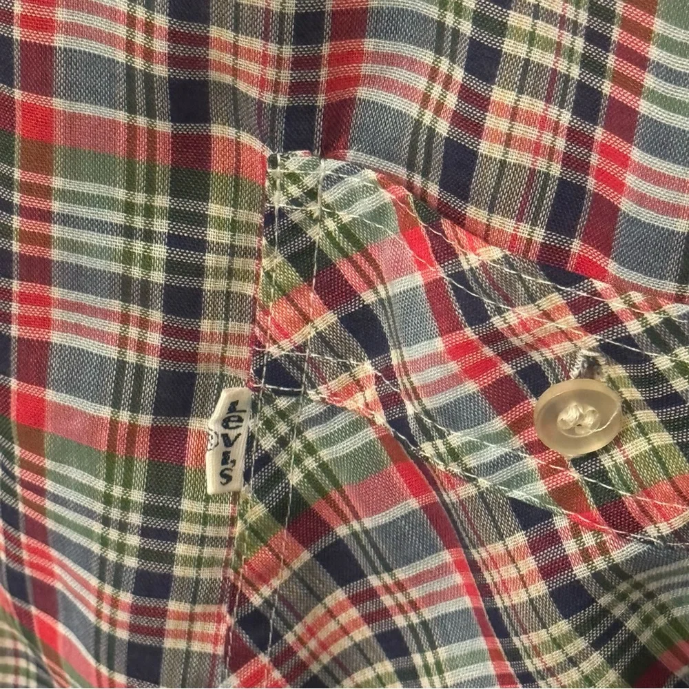 Levi’s Vintage Plaid Button Down Shirt Red Green Navy Check Men’s‎ XL
